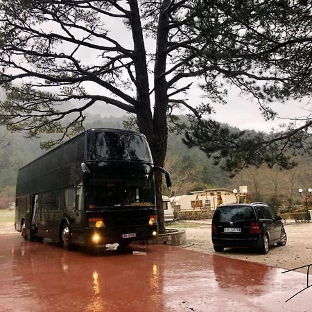 Urban Nightliner Hotel Tirana Exterior foto